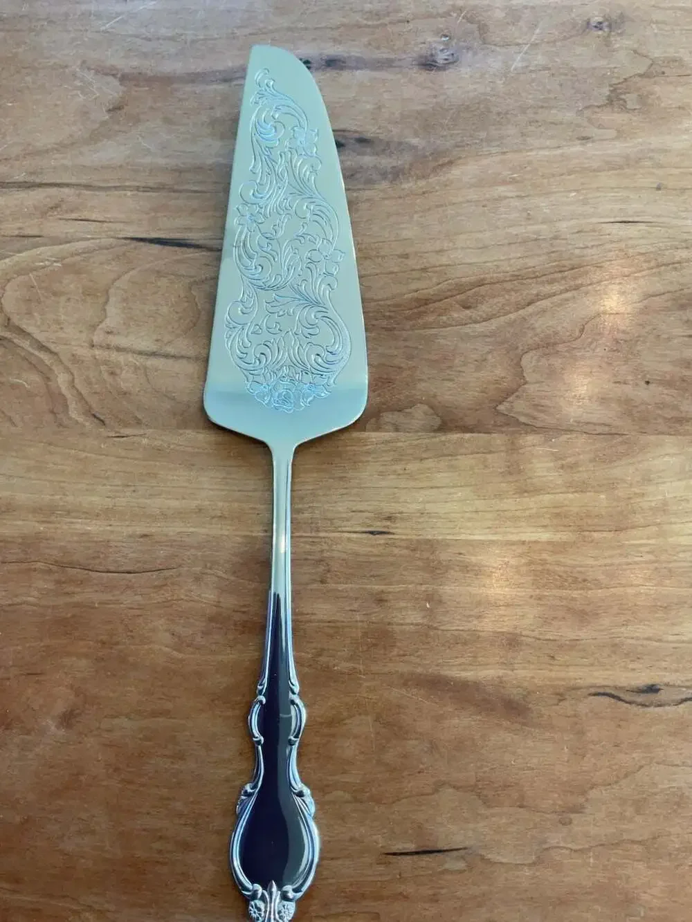 Leonard Silver Stainless Steel Floral Engraved Cake Server